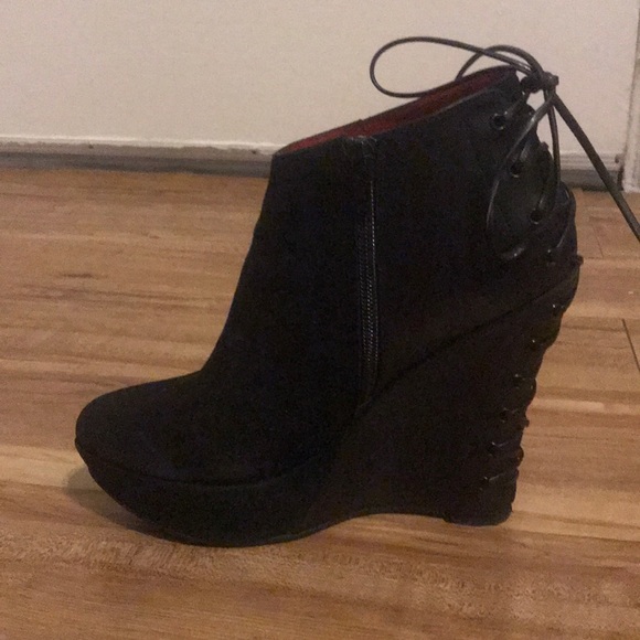 L’estrosa Madge Wedge Corset Booties size 8M - Picture 3 of 6